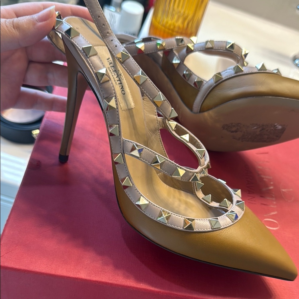 Valentino Tan Heels Elegant Stiletto Pumps